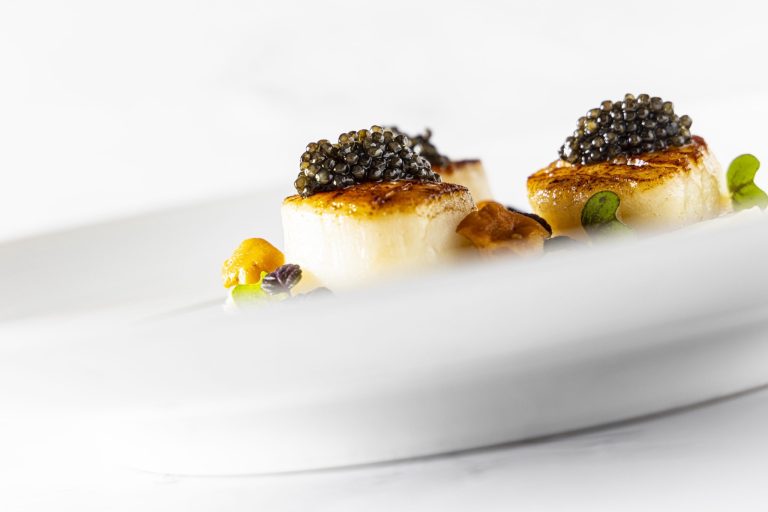 Gala d’entreprise à Paris : Marquez les esprits avec un chef privé d’exception